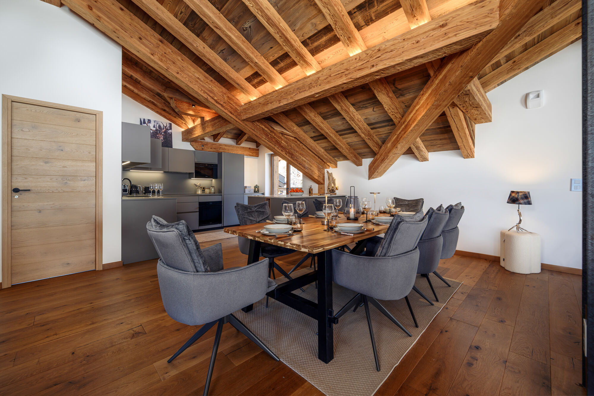 Chalet Les Champs — Living & Dining 5